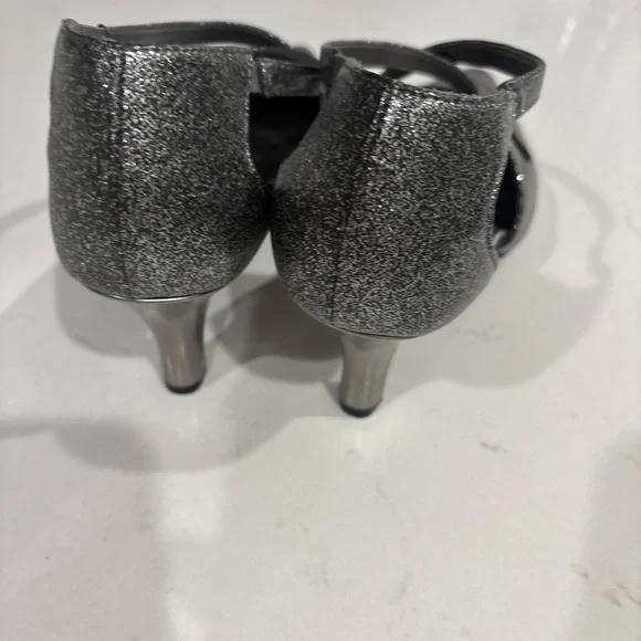 Life Stride Soft System Silver Glitter Women's Shoes Size 8.5 - Picture 9 of 15
